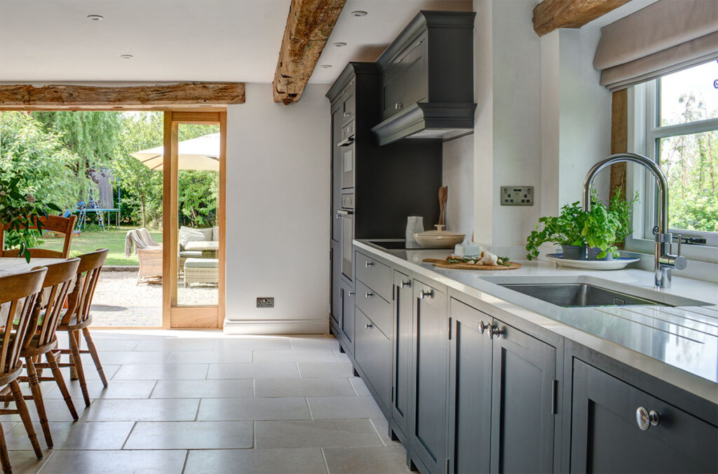 Shaker Kitchen from Shaker Direct -Long blue kitchen in the traditional shaker style.